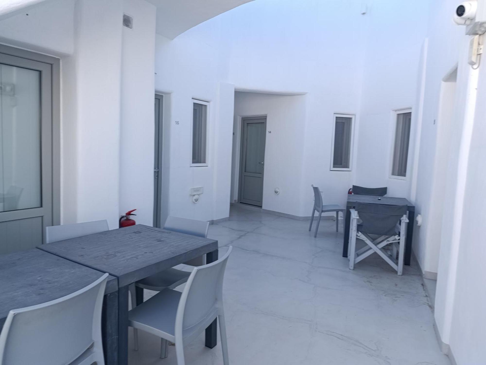 Fira Eco Center Rooms Exterior foto
